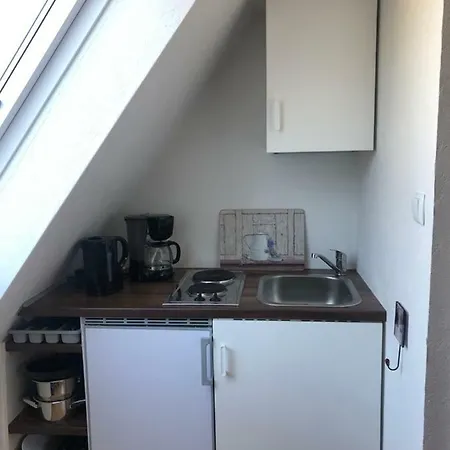 2 * Basthorst (Schleswig-Holstein)